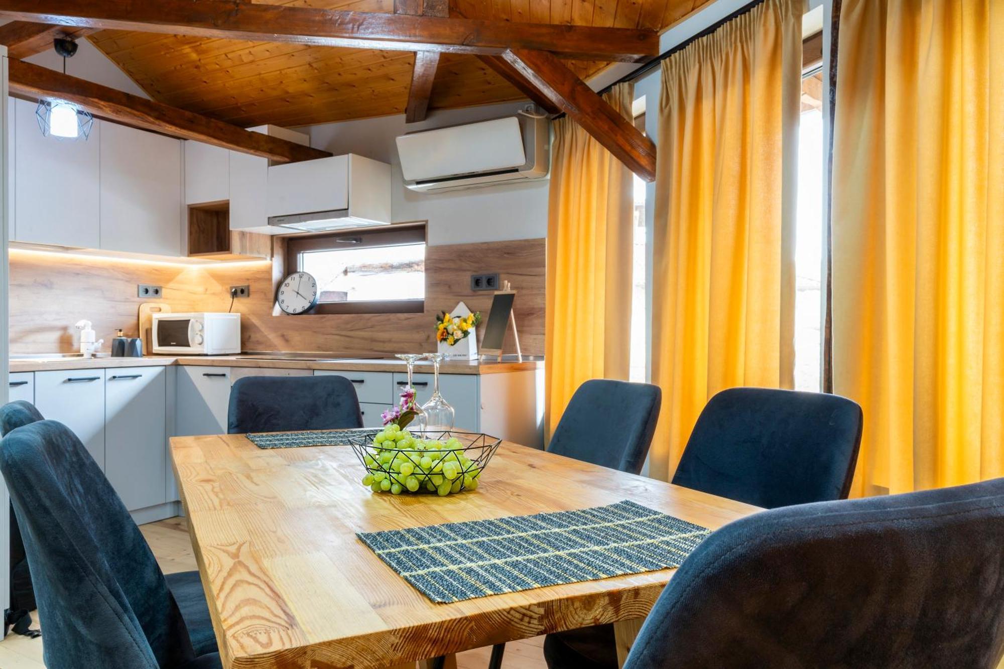 וליקו טורנובו Bobevata Guest House - Floor 2 - Stunning View Old Town מראה חיצוני תמונה
