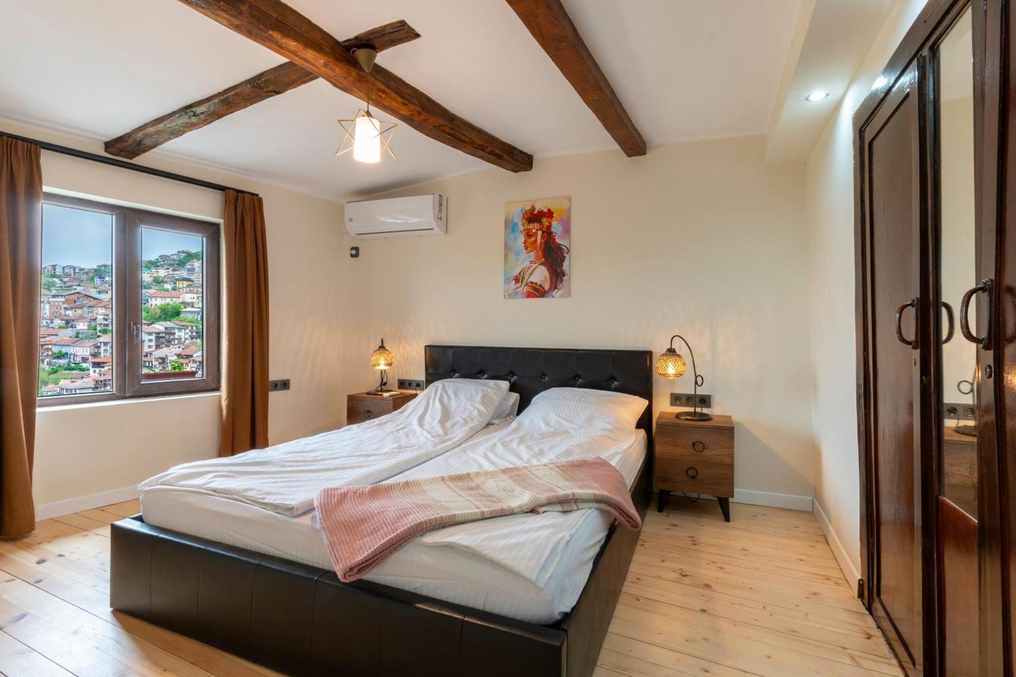 וליקו טורנובו Bobevata Guest House - Floor 2 - Stunning View Old Town מראה חיצוני תמונה